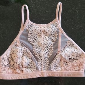 Victoria's Secret Light Pink Floral Lace Bralette Small